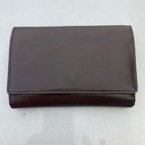 La Garde vintage leather wallet with lots storage